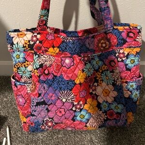 Vera Bradley tote